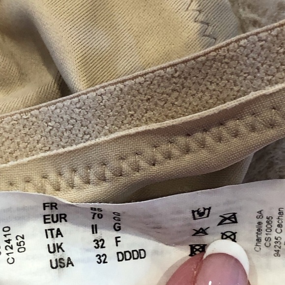 Chantelle Basic Invisible Memory Foam T-Shirt Bra Nude/ Tan Padded, Size 32DDDD - Picture 6 of 7
